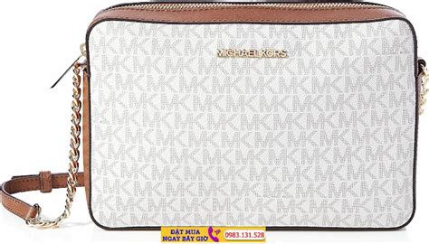 Michael Kors nhung